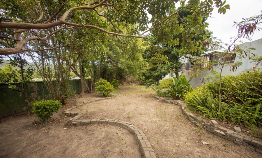 4 Bedroom Property for Sale in Nahoon Valley Park Eastern Cape